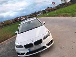 Weiß Gebraucht 2015 BMW 216 Gran Tourer Van / Kleinbus | 7.500 € (Fairer Preis)