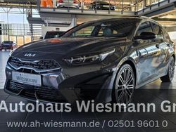 Grau Gebraucht 2022 Kia Ceed Kleinwagen | 22.990 € (Teuer)