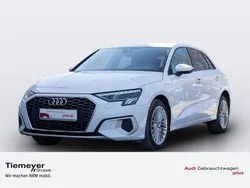Gletscherweiß metallic Gebraucht 2021 Audi A3 Sportback e-tron Ambiente Limousine | 24.380 € (Fairer Preis)