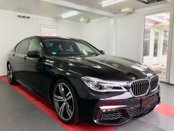Saphierschwarz Gebraucht 2016 BMW 750 M Sport Limousine | 32.000 € (Fairer Preis)