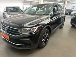 Schwarz Gebraucht 2021 VW Tiguan Life SUV | 22.980 € (Superpreis)