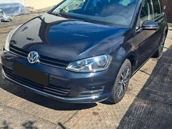 Schwarz Gebraucht 2016 VW Golf VII Allstar Limousine | 10.300 € (Superpreis)