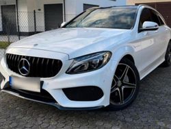 Weiß Gebraucht 2017 Mercedes C200 AMG line Kombi | 25.000 € (Teuer)