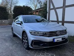 Grau Gebraucht 2021 VW Passat GTE Kombi | 24.000 € (Superpreis)
