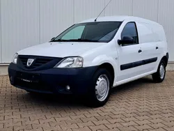 Weiß Gebraucht 2011 Dacia Logan Limousine | 3.999 € (Etwas zu teuer)