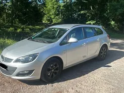 Silber Gebraucht 2014 Opel Astra Kombi | 4.299 € (Fairer Preis)