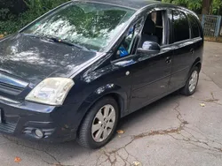 Schwarz Gebraucht 2006 Opel Meriva Van / Kleinbus | 1.850 € (Etwas zu teuer)