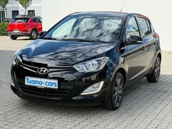 Schwarz Gebraucht 2014 Hyundai i20 Limousine | 7.490 € (Fairer Preis)