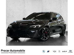Saphirschwarz metallic Neu 2025 BMW 330 M Sport Kombi | 70.990 €
