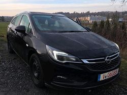 Schwarz Gebraucht 2019 Opel Astra Kombi | 7.500 €