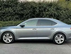Grau Gebraucht 2020 Skoda Superb Style Limousine | 32.900 € (Teuer)
