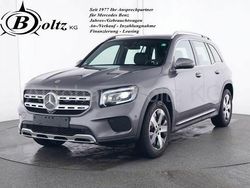 Mountaingrau (metallic) Gebraucht 2023 Mercedes GLB180 SUV | 35.900 € (Fairer Preis)
