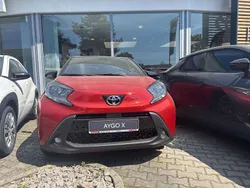 Chili red Neu 2025 Toyota Aygo Kleinwagen | 19.490 €