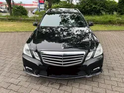 Schwarz Gebraucht 2010 Mercedes E350 AMG Kombi | 11.500 € (Fairer Preis)