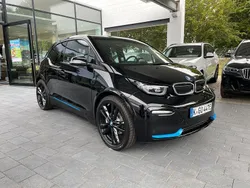 Schwarz Gebraucht 2022 BMW i3 Kleinwagen | 25.990 € (Etwas zu teuer)