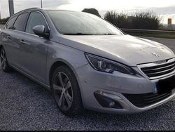 Grau Gebraucht 2016 Peugeot 308 SW Kombi | 7.900 €