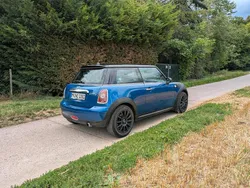Blau Gebraucht 2007 Mini Cooper D Kleinwagen | 2.990 € (Fairer Preis)