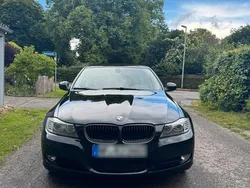 Schwarz Gebraucht 2009 BMW 320 Limousine | 8.350 € (Teuer)