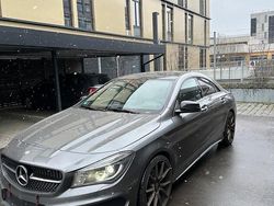 Grau Gebraucht 2016 Mercedes CLA200 Limousine | 19.000 € (Etwas zu teuer)