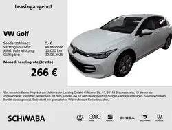 Pure white Gebraucht 2024 VW Golf VIII Life Limousine | 26.390 € (Guter Preis)