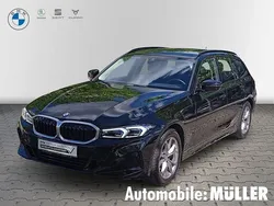 Schwarz Gebraucht 2024 BMW 320 Comfort Edition Kombi | 36.890 € (Superpreis)