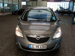 Beige Gebraucht 2011 Opel Meriva Selection Van / Kleinbus | 3.800 € (Guter Preis)