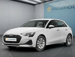 Weiß Neu 2025 Audi A3 Limousine | 34.649 € (Guter Preis)