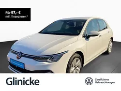 Pure white Gebraucht 2024 VW Golf VIII Life Limousine | 22.433 € (Guter Preis)