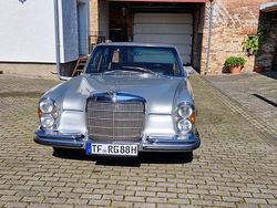 Silber Gebraucht 1971 Mercedes W108 Limousine | 25.500 €