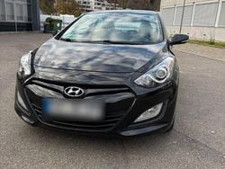 Schwarz Gebraucht 2014 Hyundai i30 Classic Limousine | 5.200 € (Guter Preis)