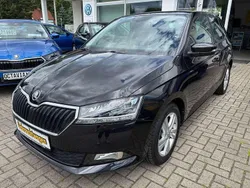 Schwarzmagic perleffekt Gebraucht 2020 Skoda Fabia Style Limousine | 13.990 € (Fairer Preis)
