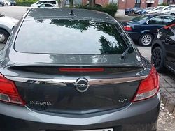 Silber Gebraucht 2011 Opel Insignia Limousine | 5.600 € (Etwas zu teuer)