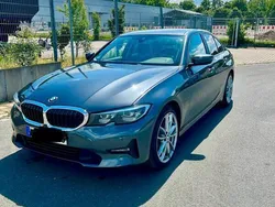 Grau Gebraucht 2021 BMW 320 Limousine | 24.999 € (Fairer Preis)