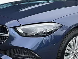 Metalliclack sodalithblau Gebraucht 2025 Mercedes C220 Avantgarde Kombi | 49.110 €