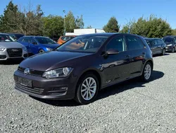 Grau Gebraucht 2016 VW Golf VII LOUNGE Limousine | 13.899 € (Guter Preis)
