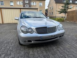 Silber Gebraucht 2001 Mercedes C180 Avantgarde Limousine | 4.500 € (Etwas zu teuer)