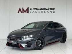 Grau Gebraucht 2024 Kia ProCeed GT Kleinwagen | 30.950 € (Fairer Preis)