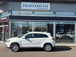 Weiß Gebraucht 2019 Mitsubishi ASX Diamant Edition SUV | 15.950 € (Etwas zu teuer)