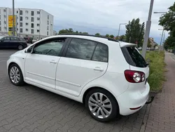 Weiß Gebraucht 2013 VW Golf Plus Life Van / Kleinbus | 4.900 € (Fairer Preis)