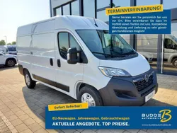 Cassablancaweiß Gebraucht 2023 Opel Movano Van | 35.990 €