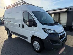 Weiß Gebraucht 2017 Peugeot Boxer Van | 13.500 € (Guter Preis)