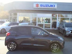 Grau Gebraucht 2023 Hyundai i10 Kleinwagen | 11.750 € (Guter Preis)