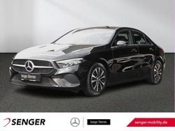 Schwarz Gebraucht 2024 Mercedes A180 Limousine | 26.980 € (Guter Preis)