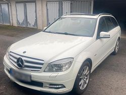 Weiß Gebraucht 2010 Mercedes C250 Elegance Kombi | 5.900 € (Fairer Preis)