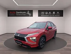 Rot Gebraucht 2023 Mitsubishi Outlander P-HEV | 21.970 € (Guter Preis)