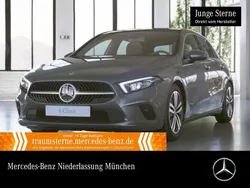Grau Gebraucht 2021 Mercedes A250 Progressive Limousine | 26.490 € (Fairer Preis)