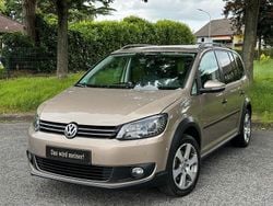 Beige Gebraucht 2012 VW Touran Cross Van / Kleinbus | 8.990 € (Fairer Preis)