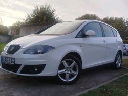 Weiß Gebraucht 2009 Seat Alhambra Van / Kleinbus | 3.600 € (Superpreis)