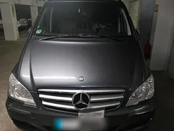 Grau Gebraucht 2012 Mercedes Viano Van / Kleinbus | 11.500 €