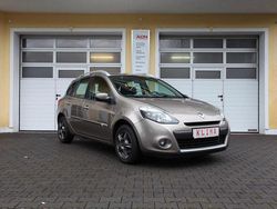 Grau Gebraucht 2011 Renault Clio II Dynamique Limousine | 4.990 € (Teuer)